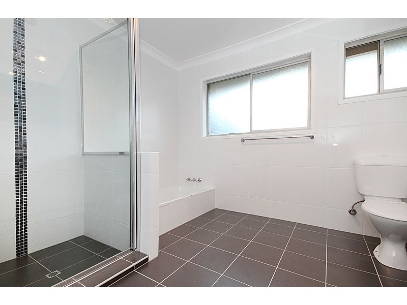 11 Cox Crescent, Goodna QLD 4300