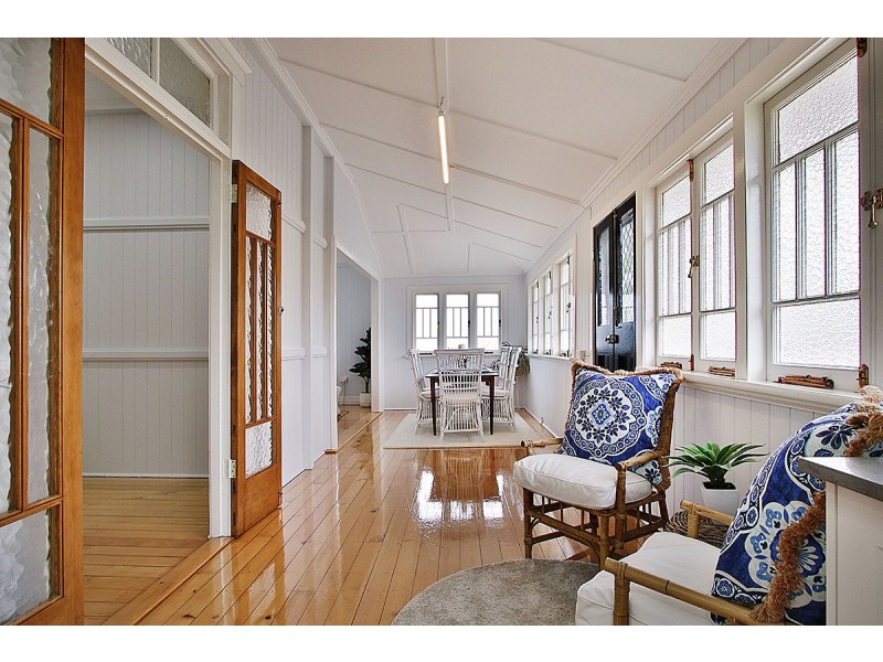 84 Warwick Road, Ipswich QLD 4305