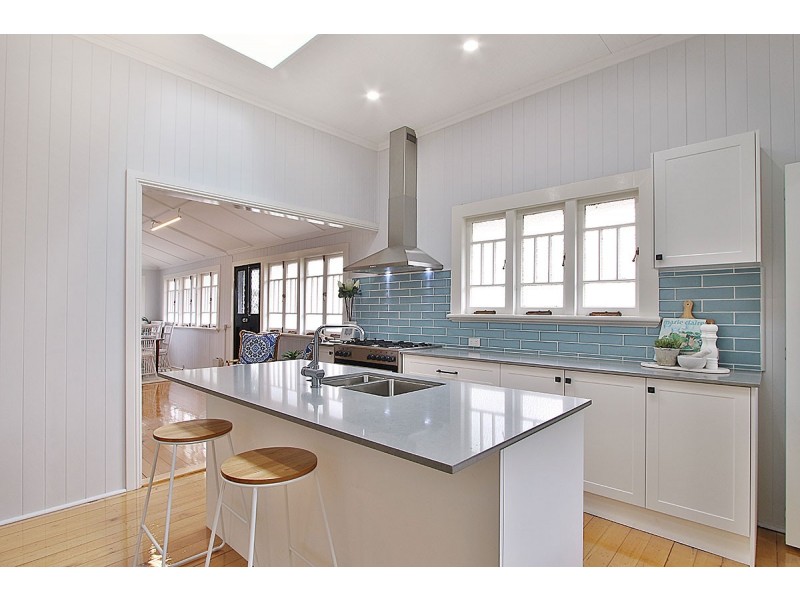 84 Warwick Road, Ipswich QLD 4305