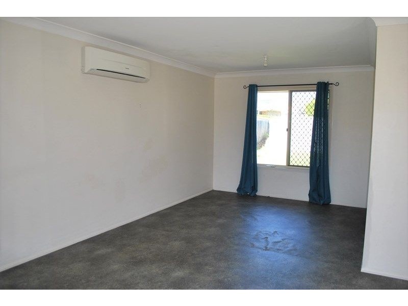 33 Rockman Drive, Raceview QLD 4305