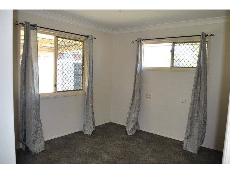 33 Rockman Drive, Raceview QLD 4305