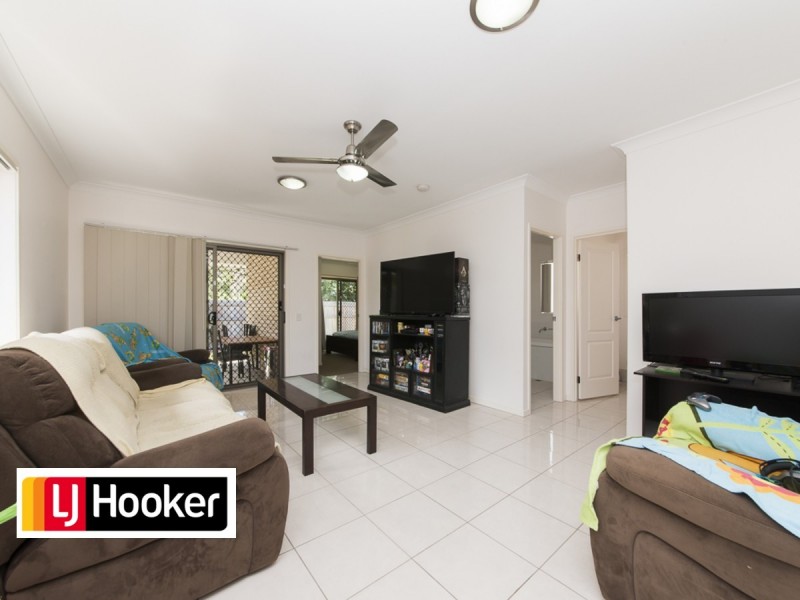 10A Palm Avenue, Raceview QLD 4305