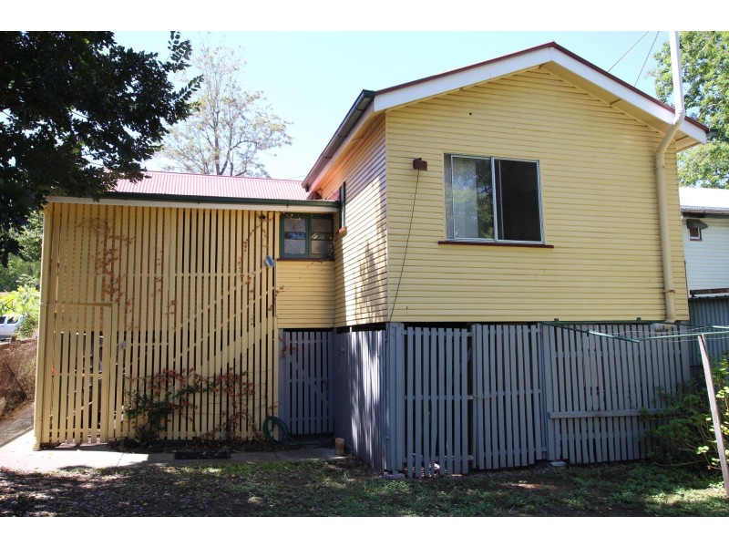 3 Telegraph Lane, North Ipswich QLD 4305