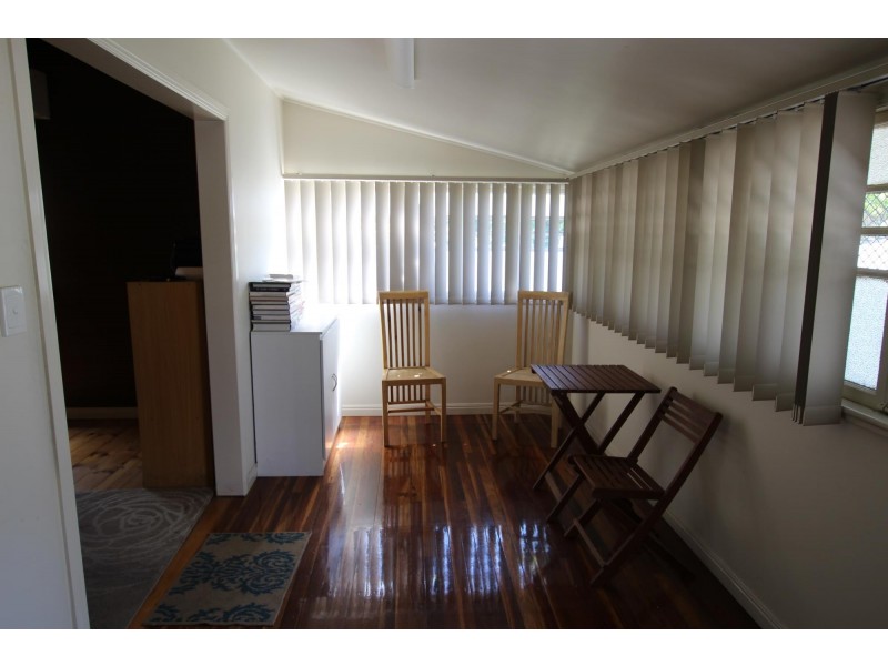 3 Telegraph Lane, North Ipswich QLD 4305