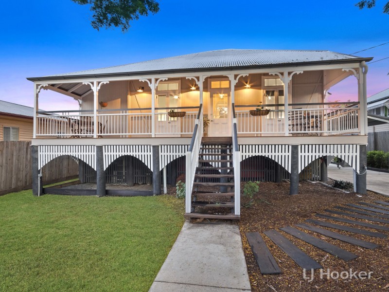 12 Green Street, Booval QLD 4304
