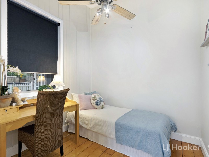 12 Green Street, Booval QLD 4304