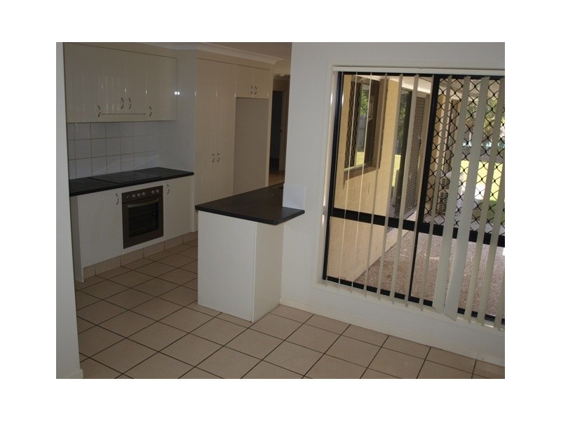 15 Bosswood Court, Yamanto QLD 4305