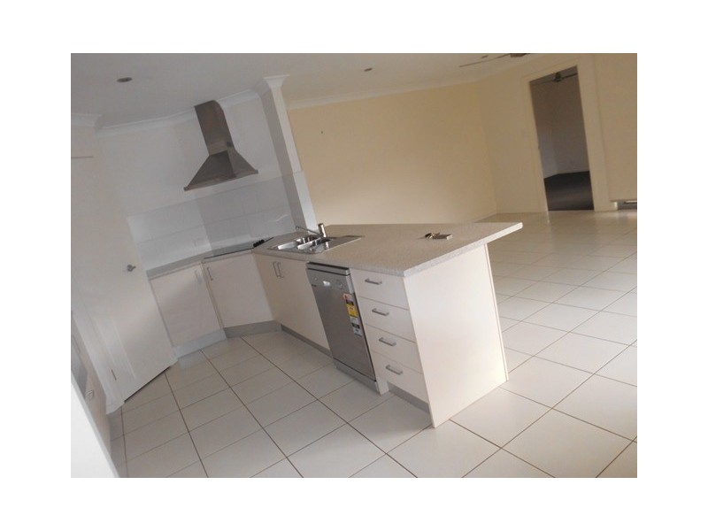 54 Honeywood Drive, Fernvale QLD 4306