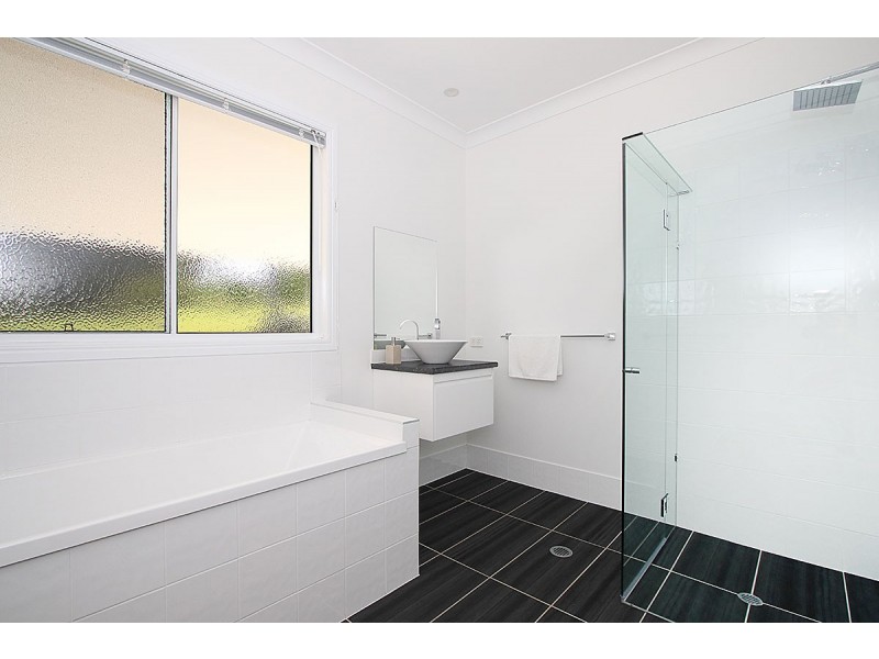 9 Kraut Court, Minden QLD 4311