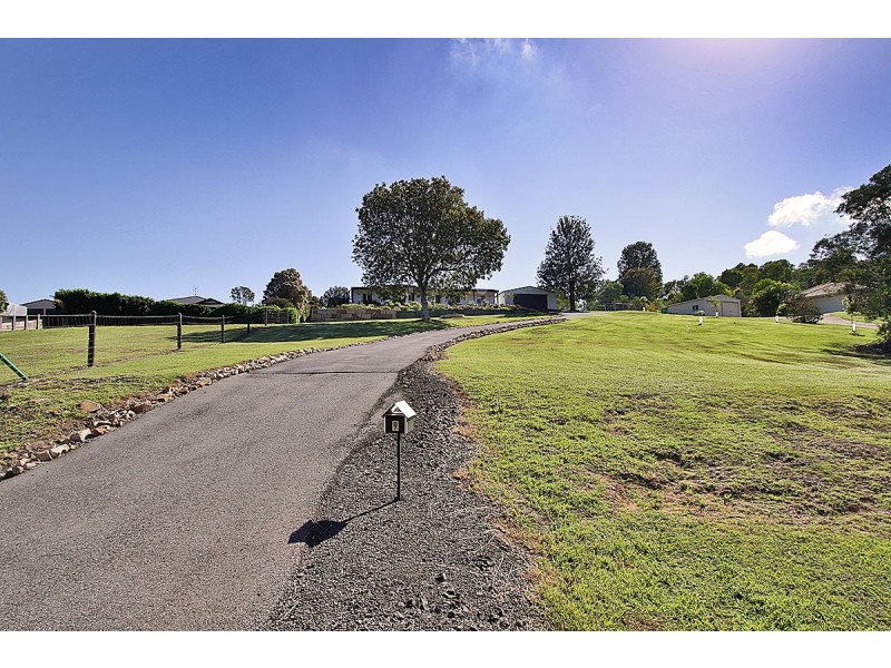 9 Kraut Court, Minden QLD 4311