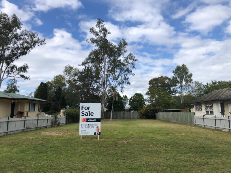 11 Crosshill Street, Leichhardt QLD 4305
