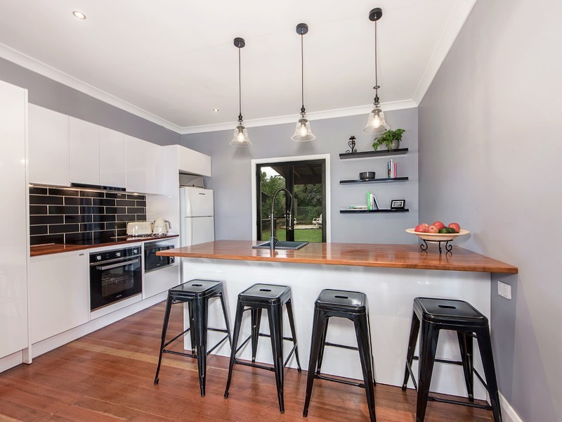 2 Reginald Street, North Ipswich QLD 4305