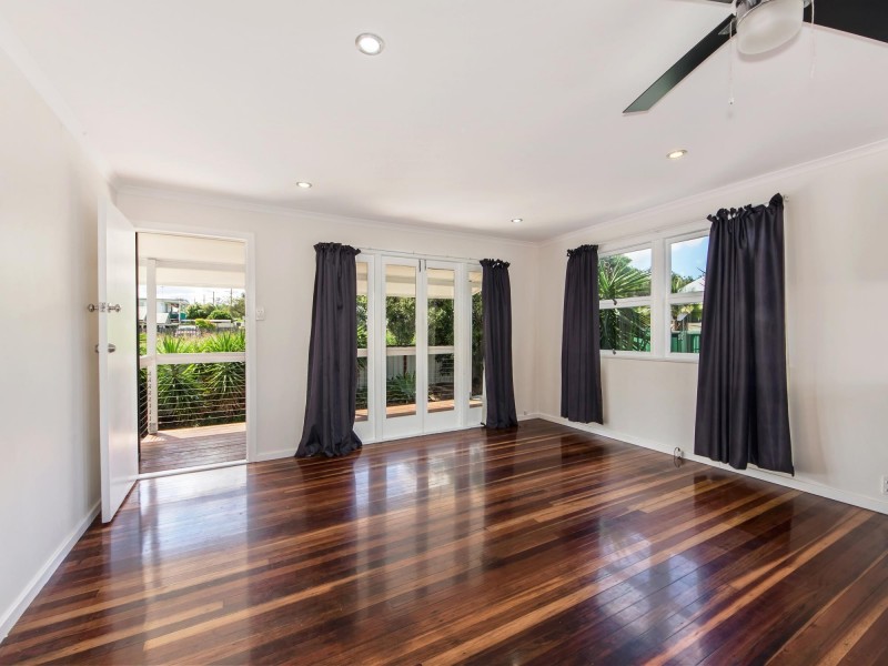 28 Lindsay, Bundamba QLD 4304