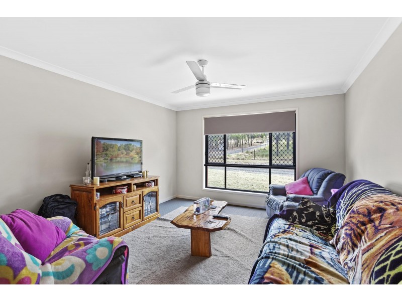 53B Staatz Quarry Road, Regency Downs QLD 4341