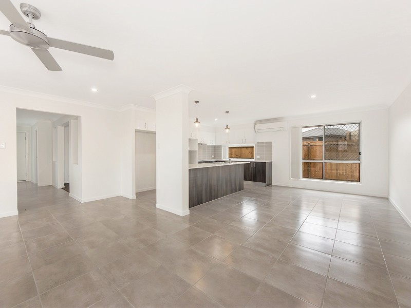 14 Stoneywood Street, Fernvale QLD 4306