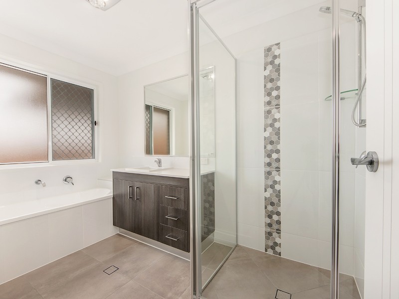 14 Stoneywood Street, Fernvale QLD 4306