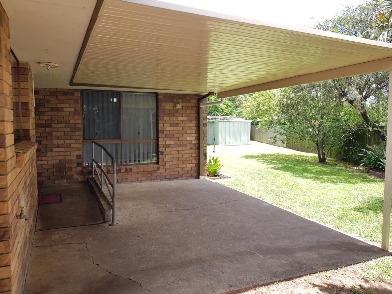 9 Brooker Court, Raceview QLD 4305