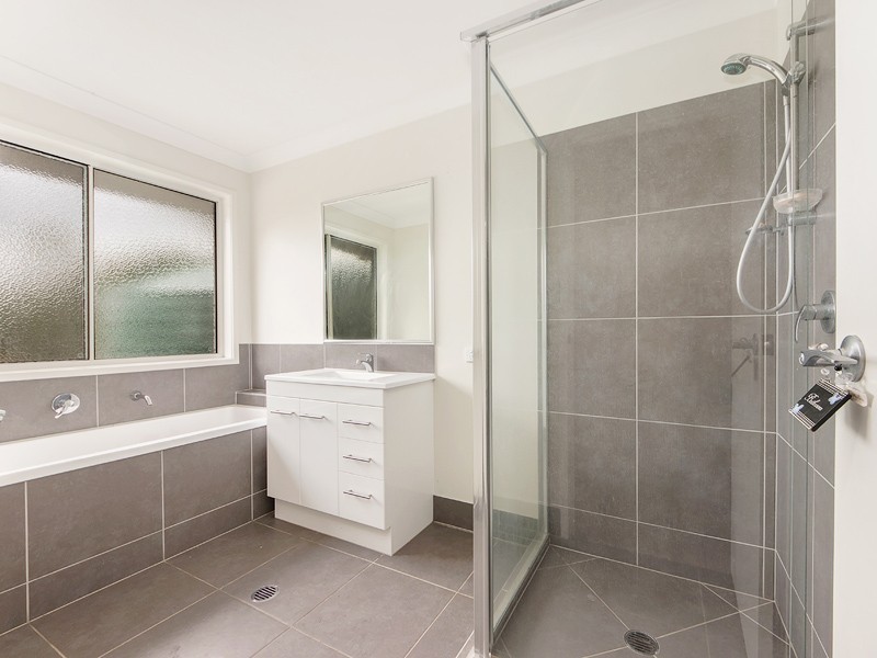 35a Jahn Drive, Glenore Grove QLD 4342