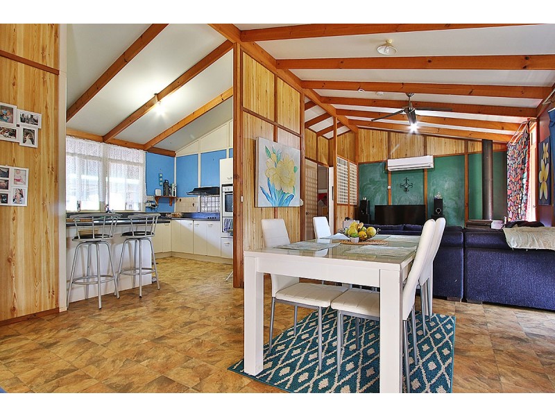 109 Lockyer View Road, Wivenhoe Pocket QLD 4306