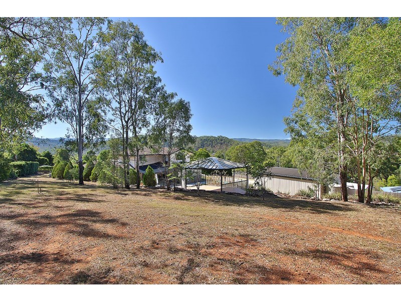 6 Maranoa Court, Fernvale QLD 4306