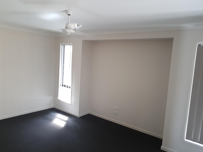 44 Eucalyptus Crescent, Ripley QLD 4306