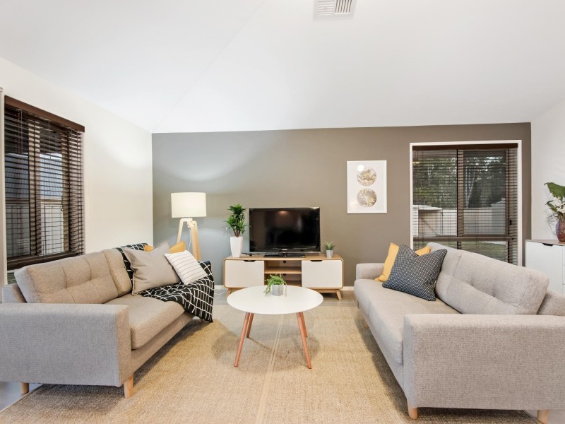 19 Piccadilly Court, Deebing Heights QLD 4306
