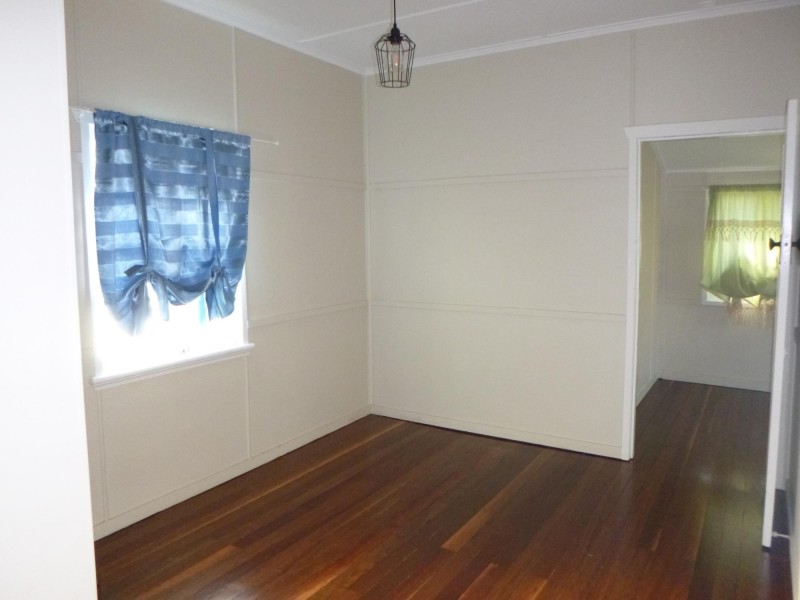 31 Park Street, Lowood QLD 4311