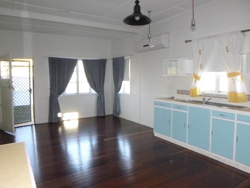 31 Park Street, Lowood QLD 4311