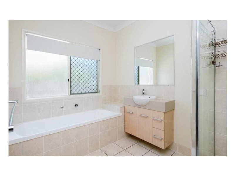 13 Taylor Street, Dinmore QLD 4303