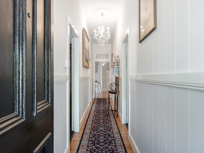 41 Warwick Road, Ipswich QLD 4305