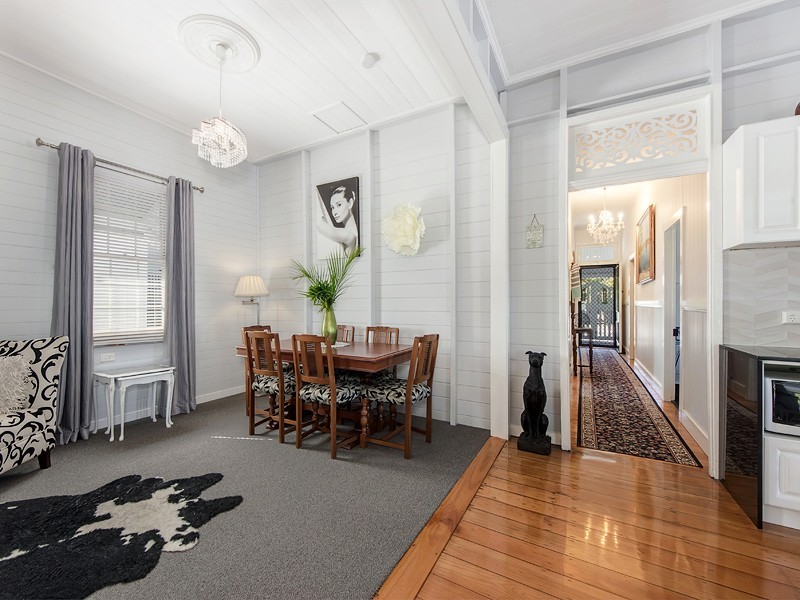 41 Warwick Road, Ipswich QLD 4305