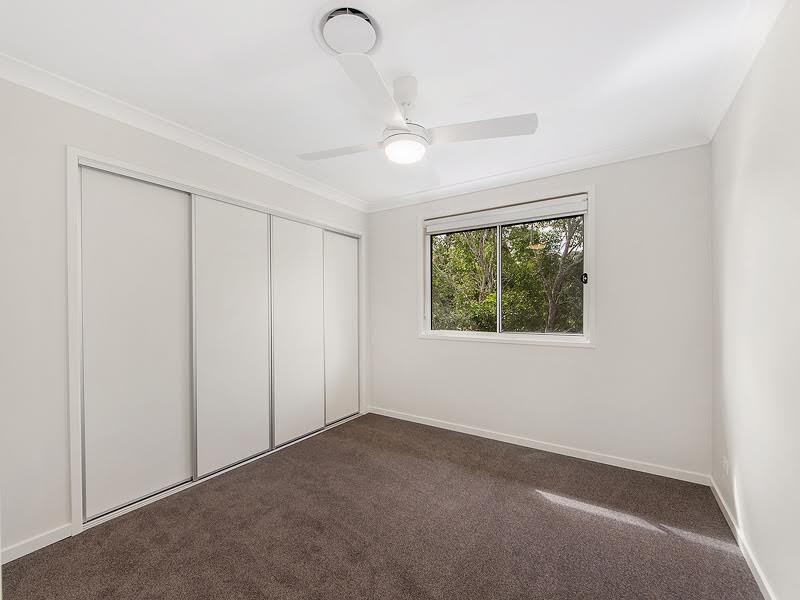 61 Sunset Road, Kenmore QLD 4069