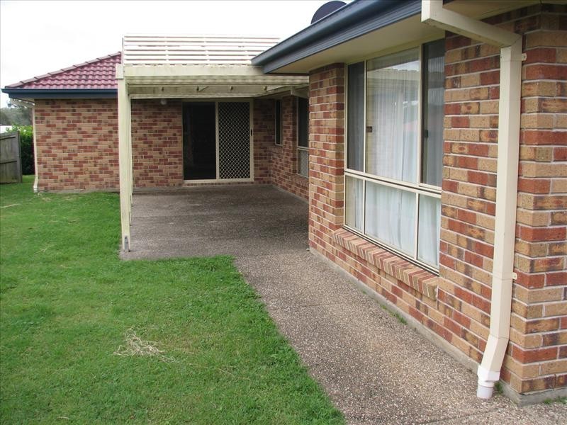 16 Sheldrake Place, Moggill QLD 4070