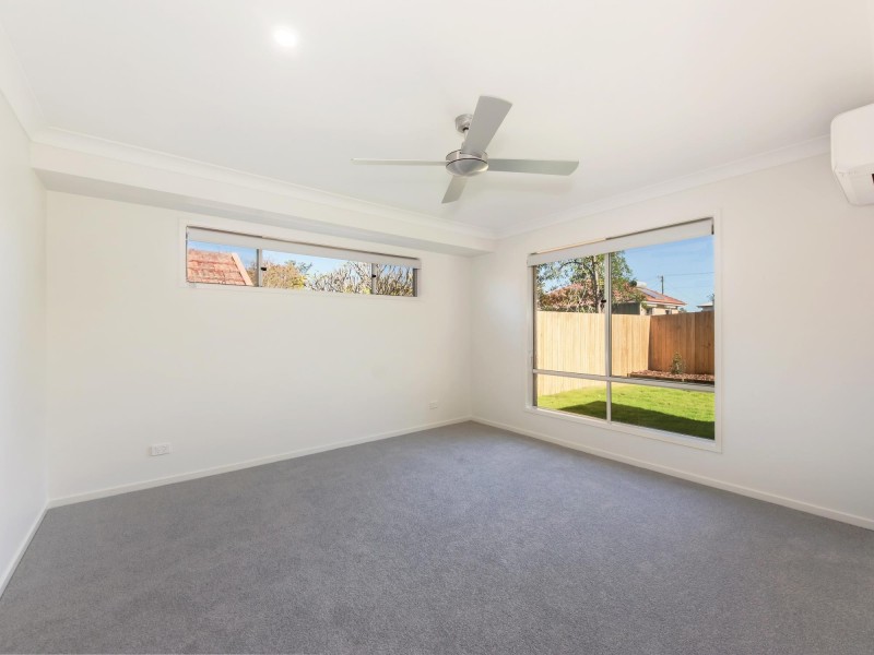 25a Crown Street, Silkstone QLD 4304