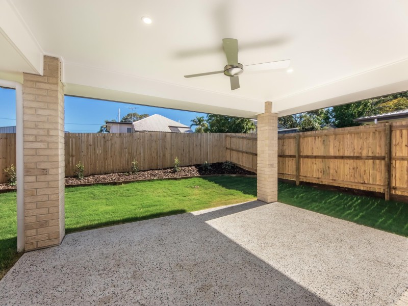 25a Crown Street, Silkstone QLD 4304