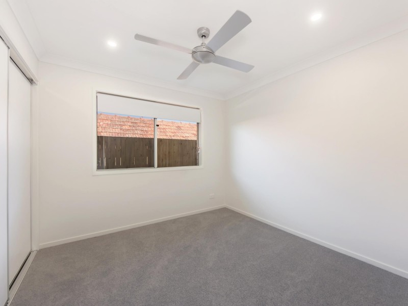 25a Crown Street, Silkstone QLD 4304