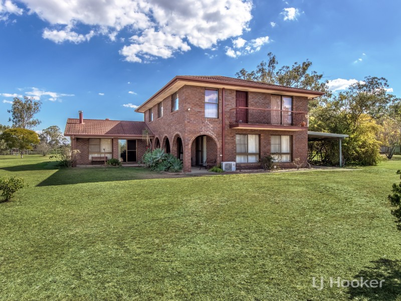 60 Caledonian Road, Thagoona QLD 4306