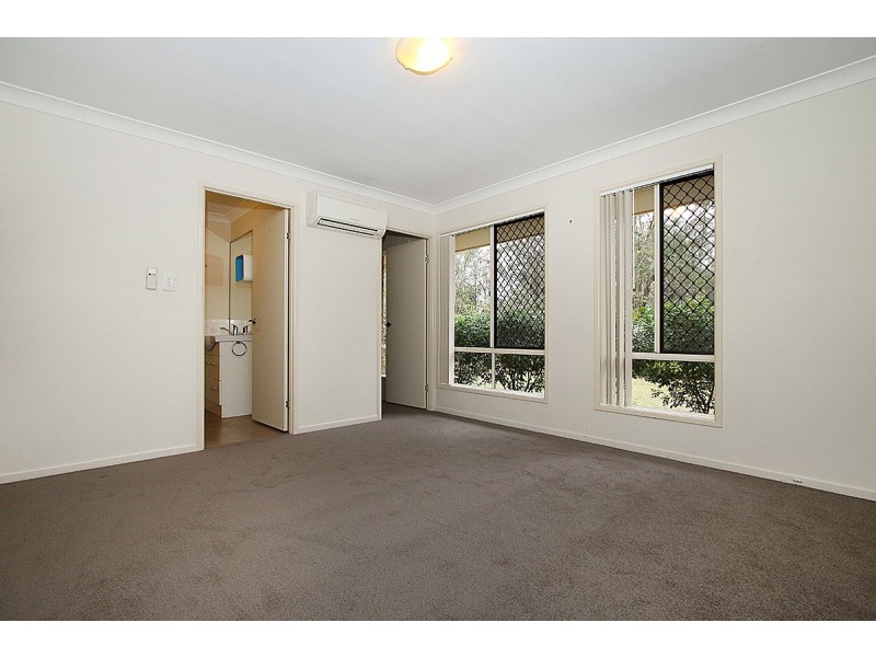 124 Bayley Road, Pine Mountain QLD 4306