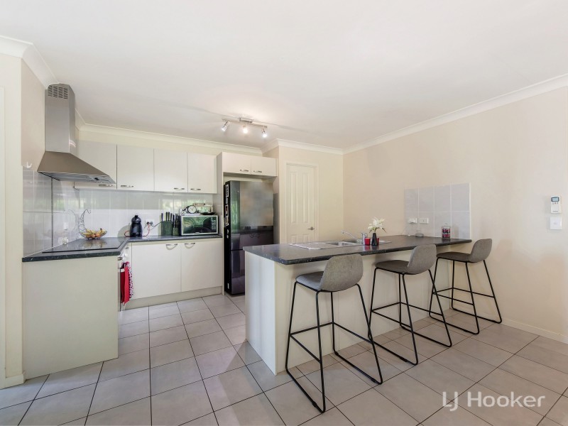 5 Siding Crt, Rosewood QLD 4340