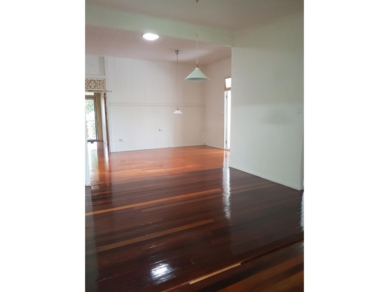 15 Mt Crosby Road, Tivoli QLD 4305