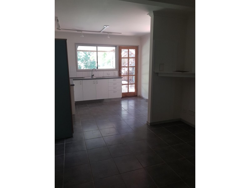 15 Mt Crosby Road, Tivoli QLD 4305