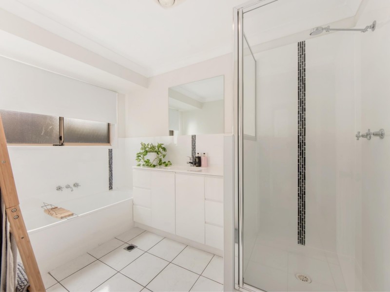 19 Sheppey Pl, Yamanto QLD 4305