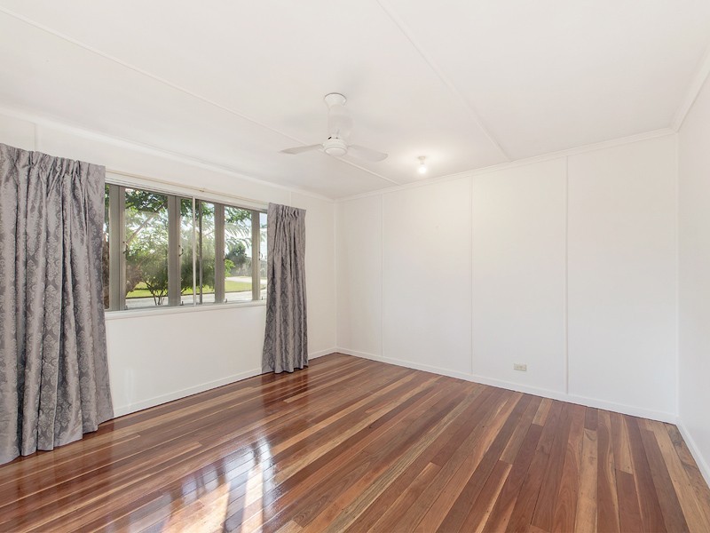 9 LESLIE STREET, East Ipswich QLD 4305