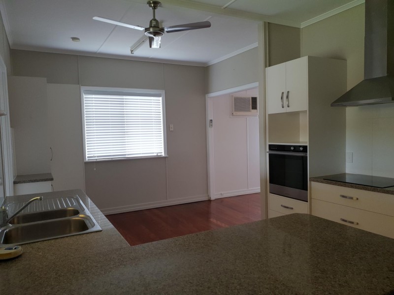48 Alice Street, Silkstone QLD 4304