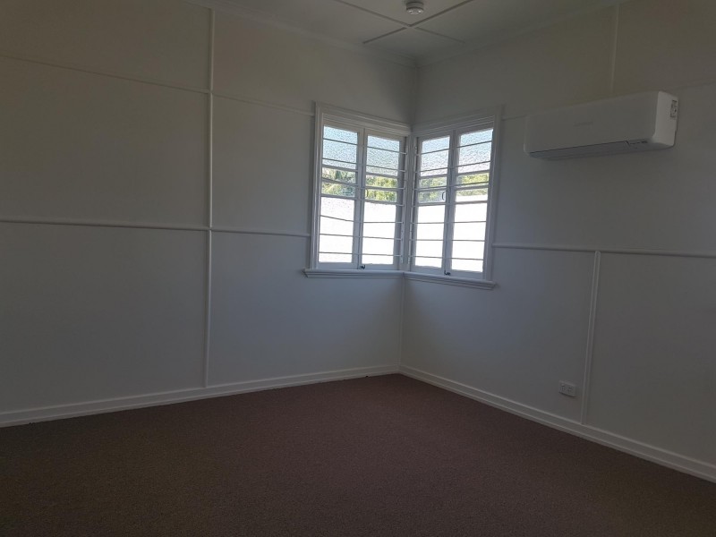 5a Hayes Street, Brassall QLD 4305