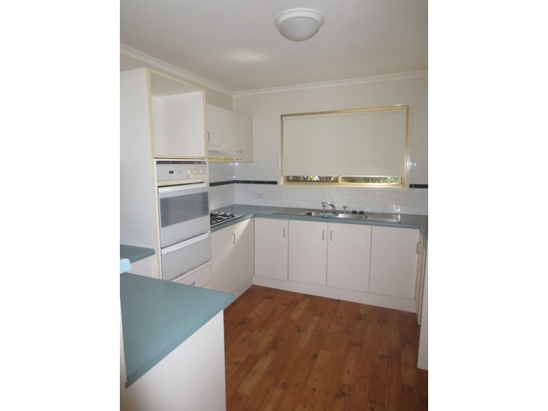 2/8 Beatrice Tallon Court, North Ipswich QLD 4305