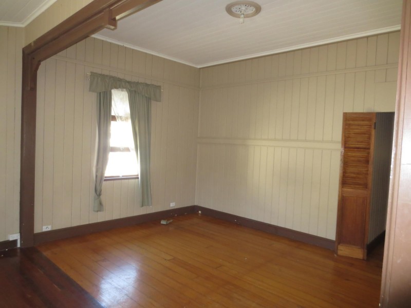 27 Burnett Street, Sadliers Crossing QLD 4305