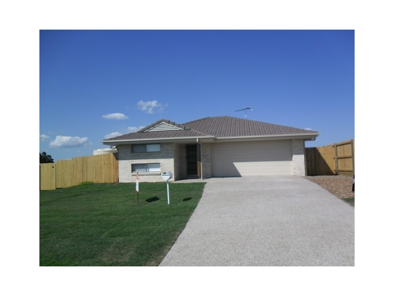 41 Peregrine, Lowood QLD 4311