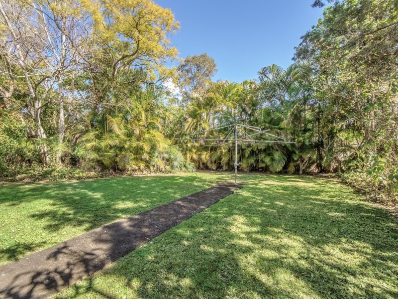 10 Durness St, Kenmore QLD 4069