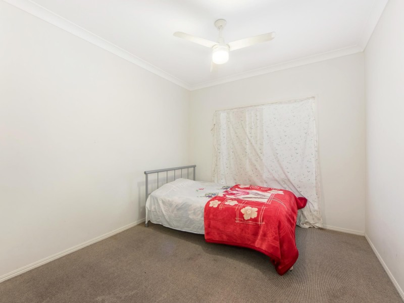 15 Raleigh Pl, Redbank Plains QLD 4301